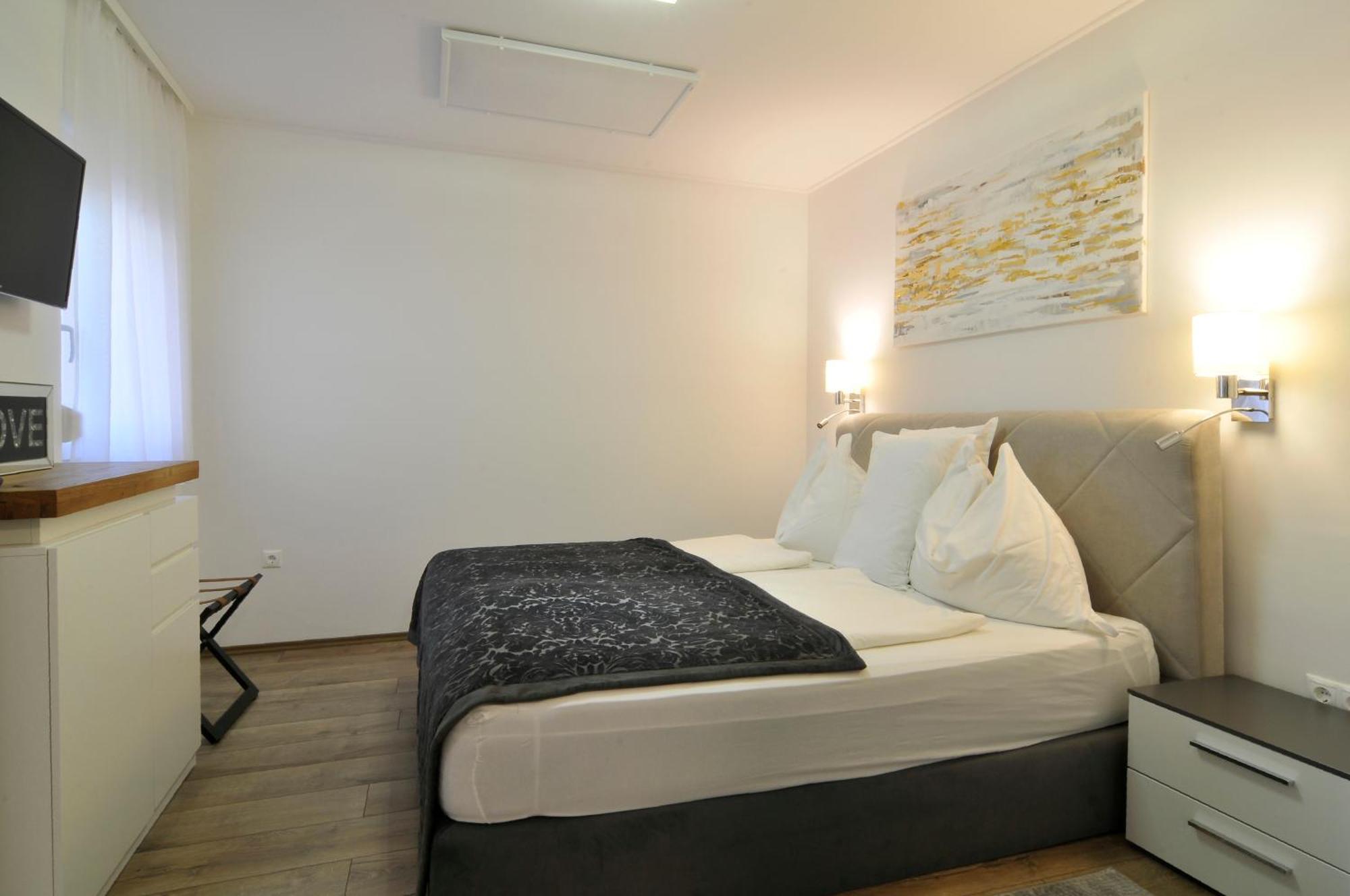 Silver Beach Apartments Siofok Bagian luar foto