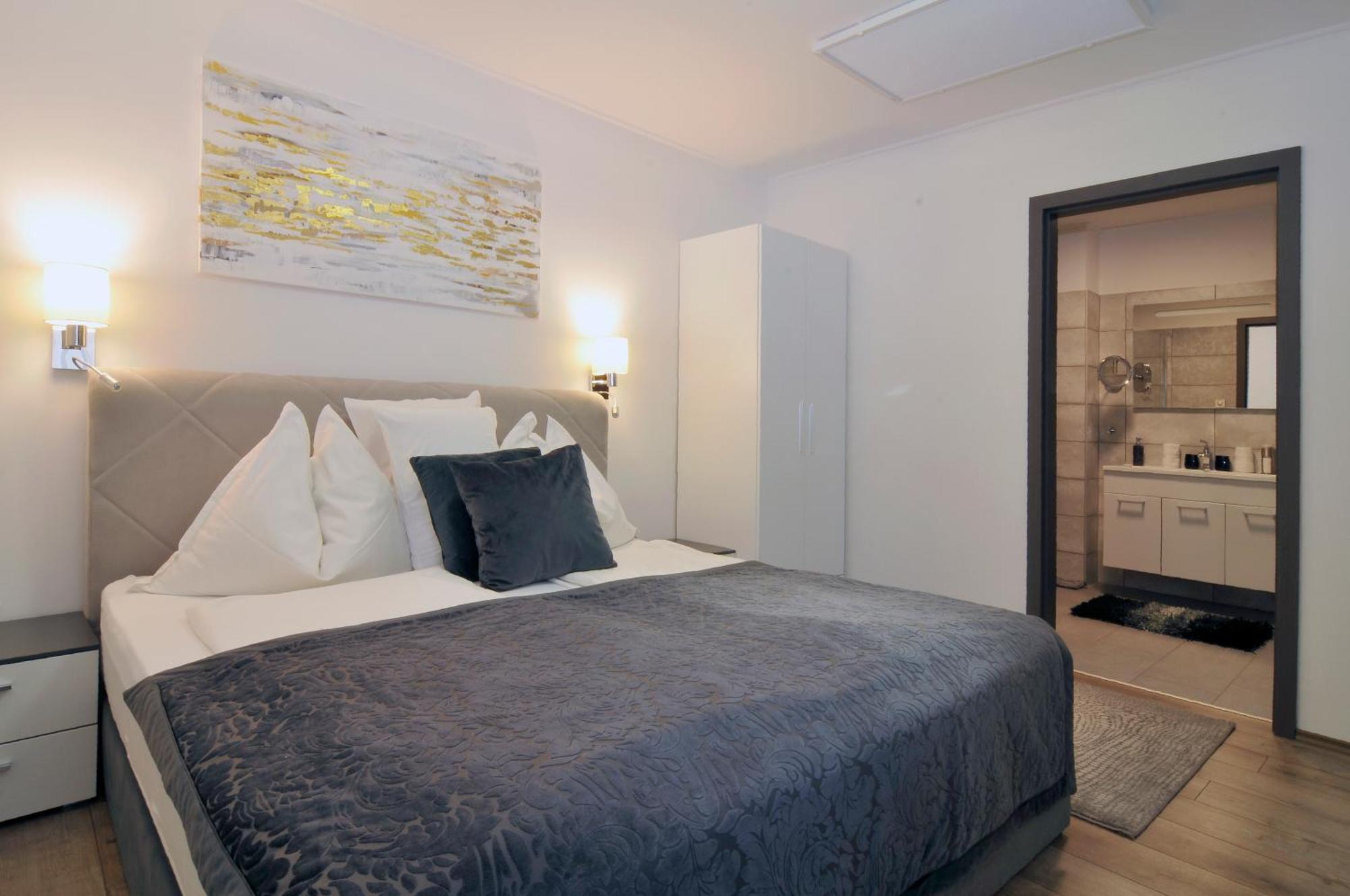 Silver Beach Apartments Siofok Bagian luar foto