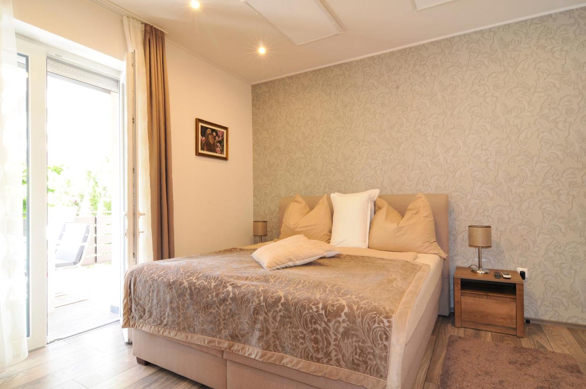 Silver Beach Apartments Siofok Bagian luar foto