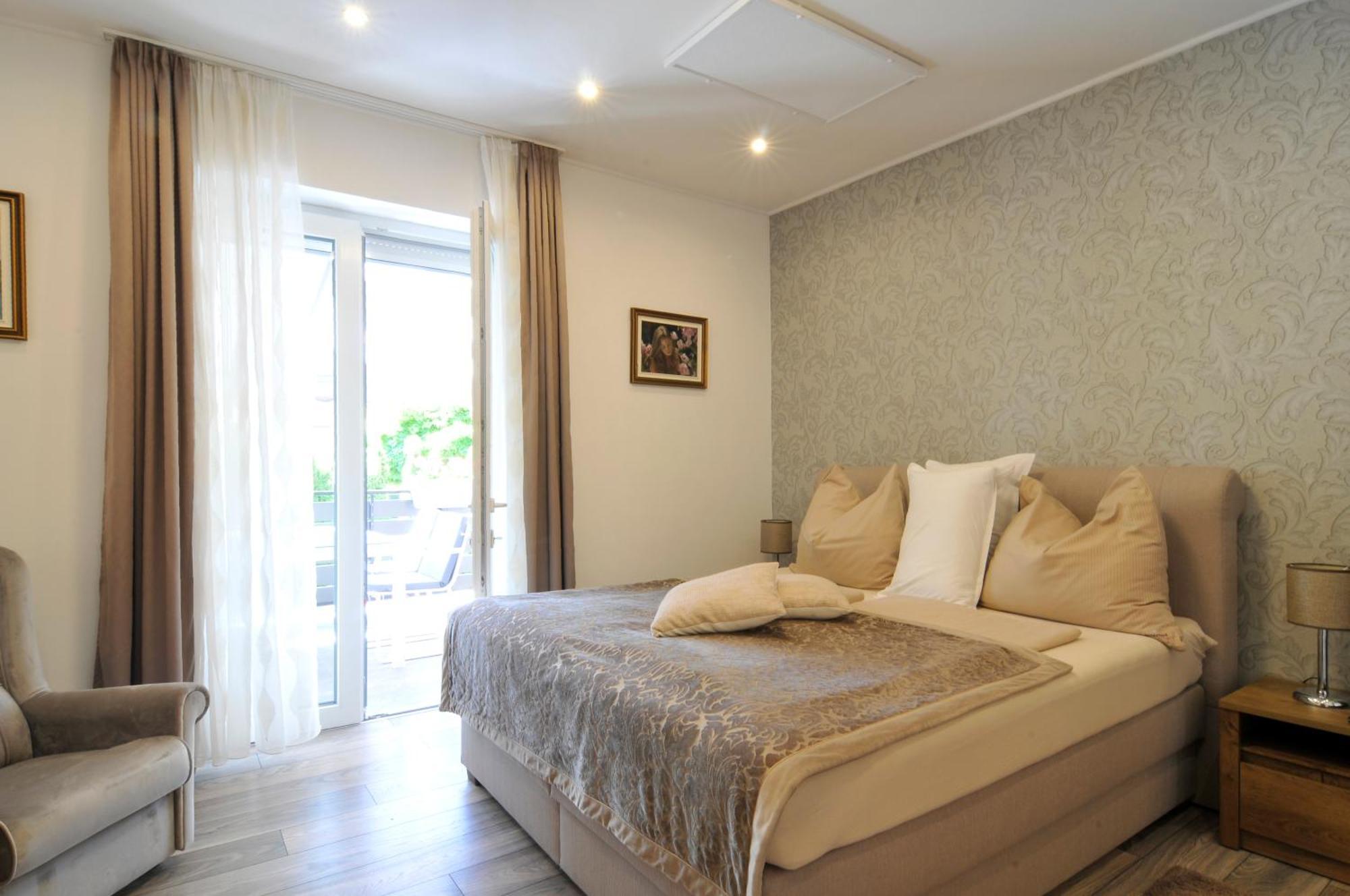 Silver Beach Apartments Siofok Bagian luar foto