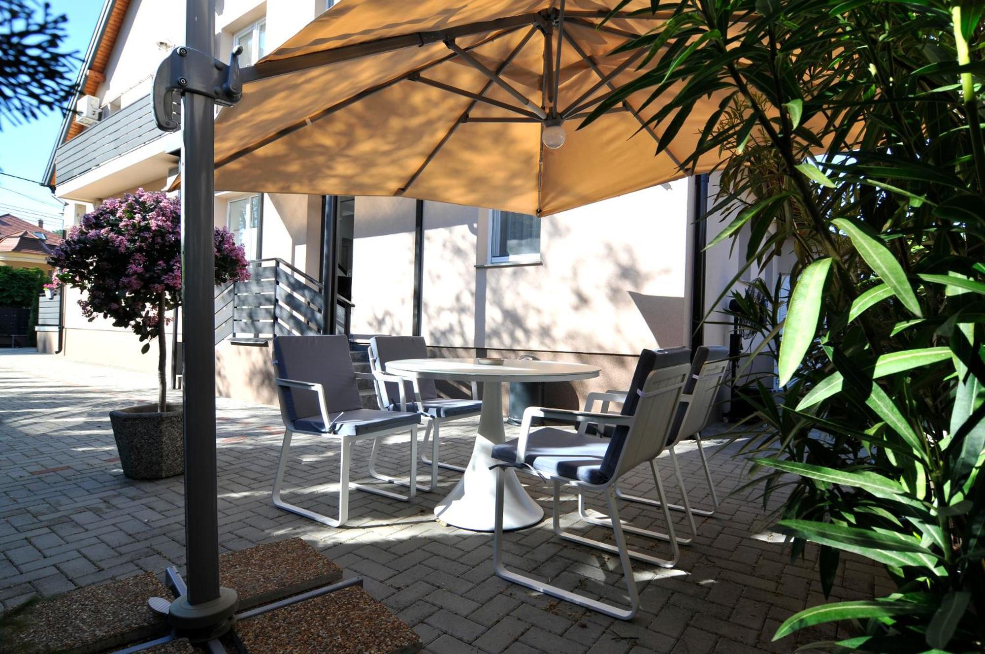 Silver Beach Apartments Siofok Bagian luar foto
